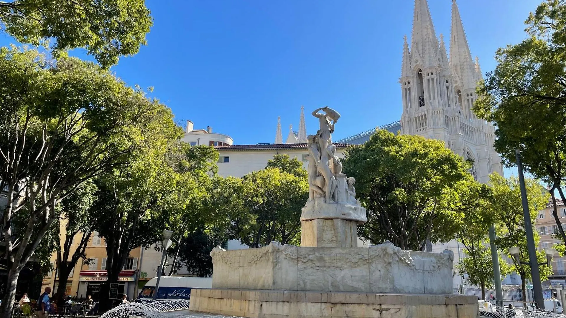 Appartement Petit Nid Plein Soleil Avec Terrasse à Marseille
